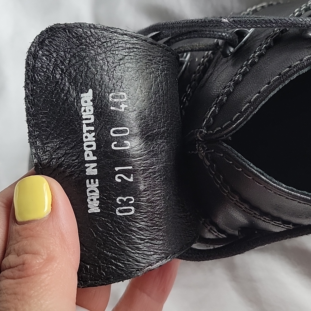 Dansko Shoes - Picture 6 of 6